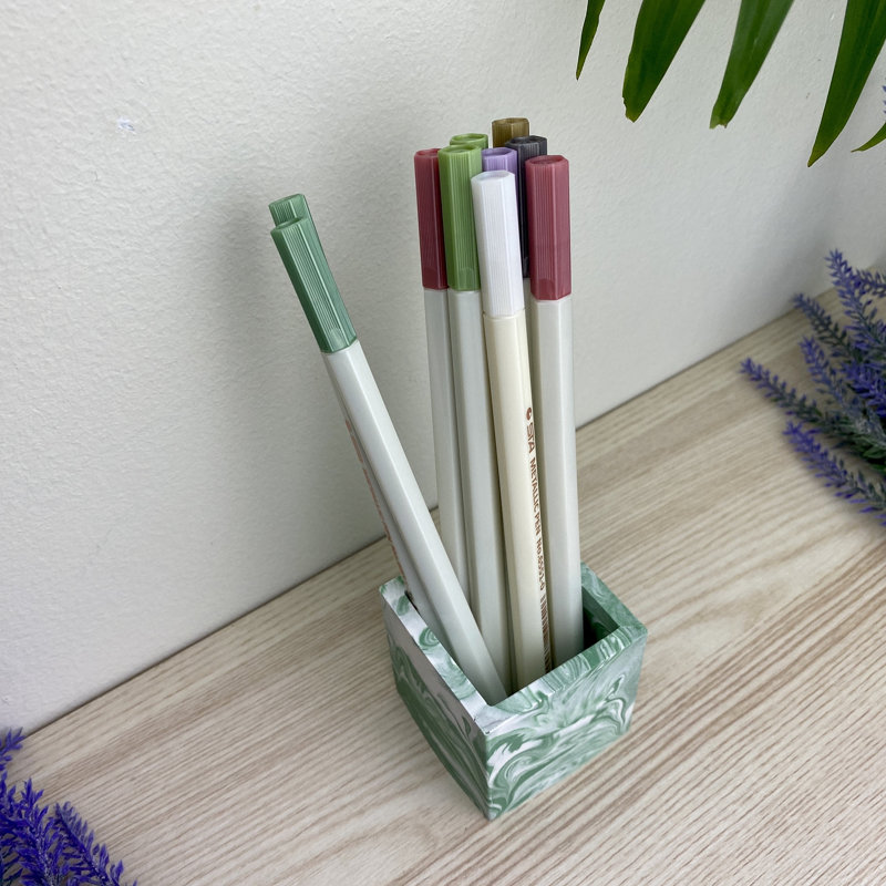 Neomi Square Pen Pot, Green