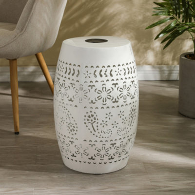 Table d'appoint décorative solaire avec découpe en métal, utilisation intérieure à l'extérieur, 12,5 po x 12,5 po x 18,25 po