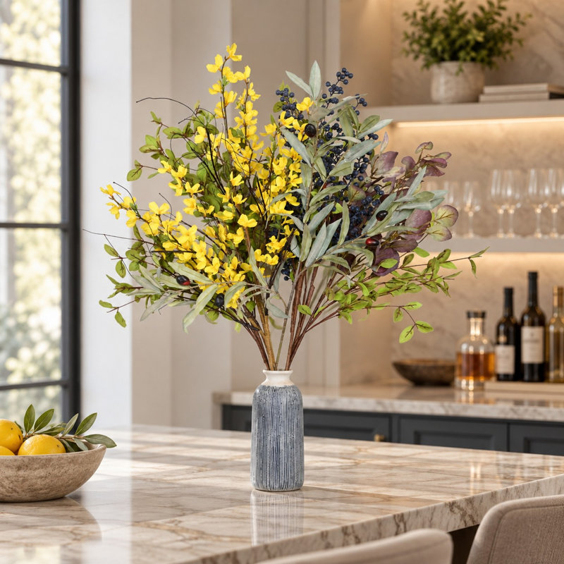 Branches mixtes de 36 po Forsythia, fausses feuilles d'olivier, eucalyptus et baies pour arrangement floral