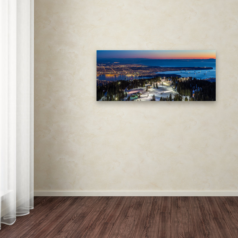«Vancouver from Grouse» par Pierre Leclerc - reproduction de photo sur toile, H 8 po x l 19 po x p 2 po