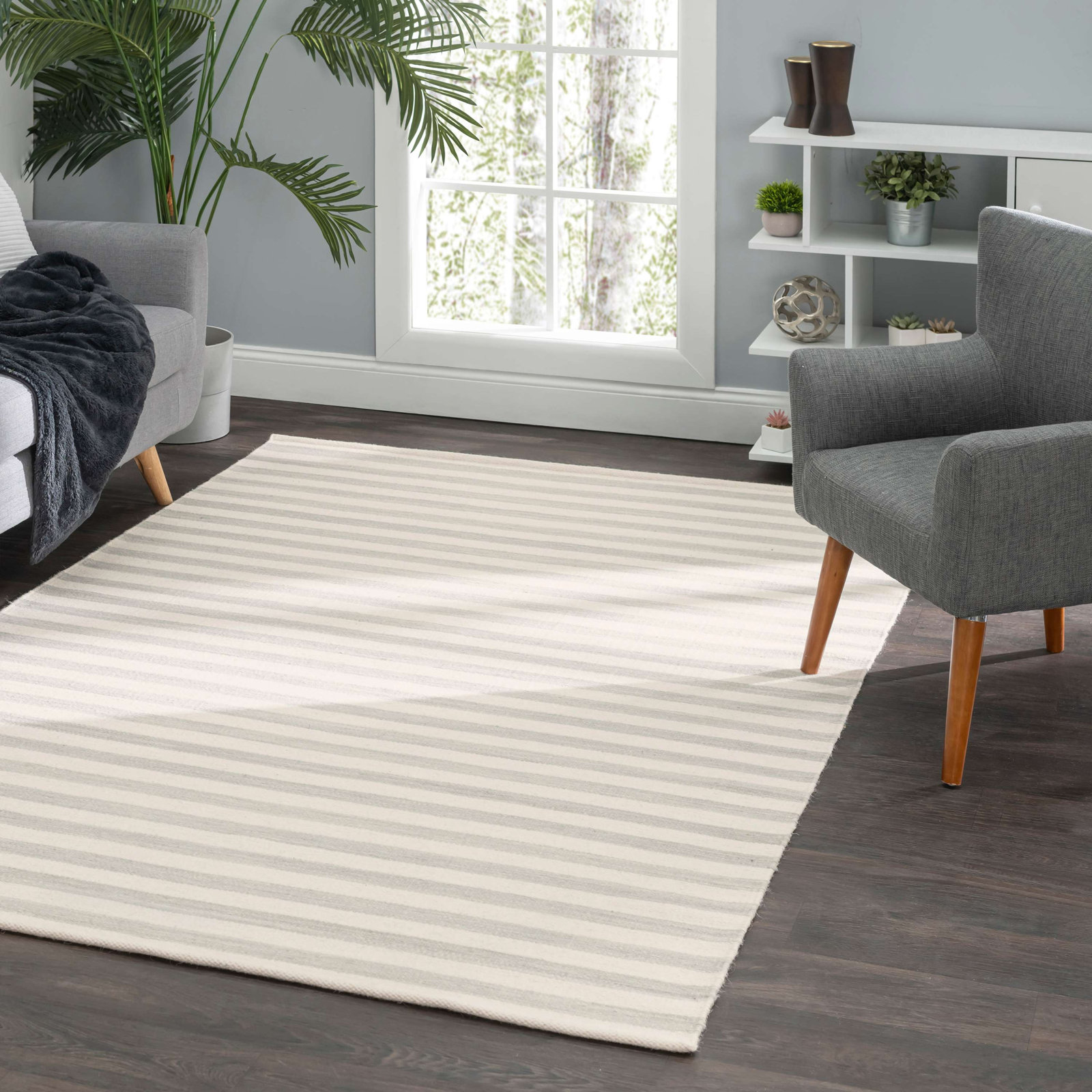 Renelso Grey Ivory Hand-Woven Wool Rug, Rectangle 4' x 6'