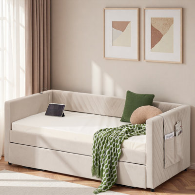 Upholstered Daybed With Trundle, Usb Port And Side Pockets by Latitude Run