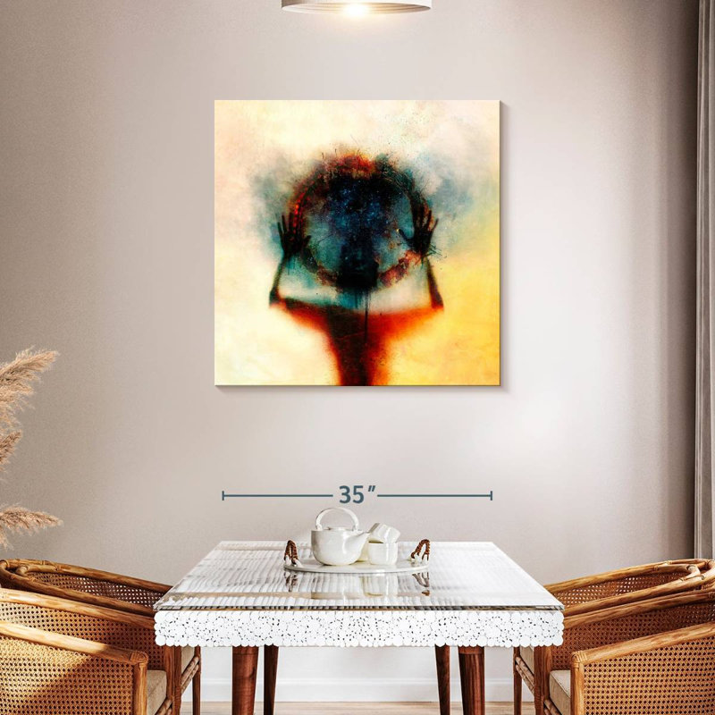 Kelan Closer, 36" H x 36" W