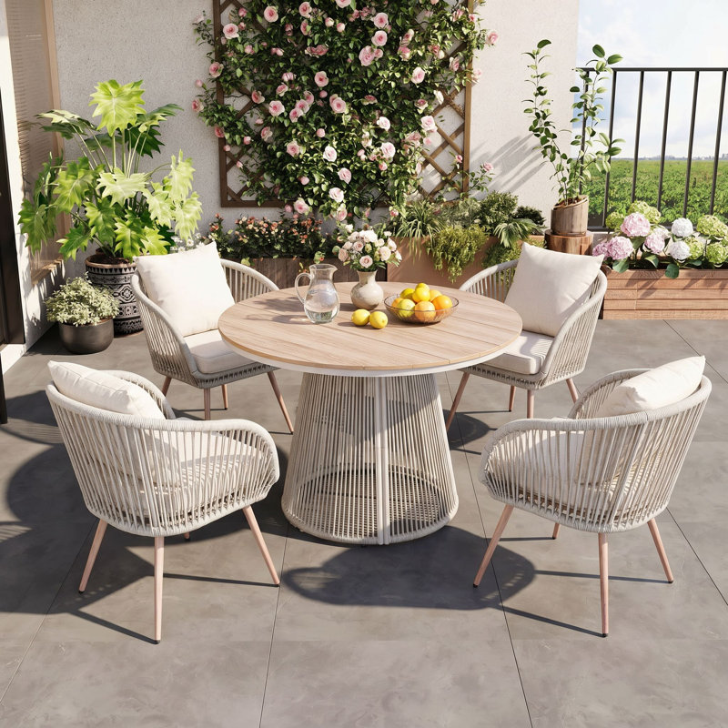4 - Person Wicker Patio Dining Set with Round Table