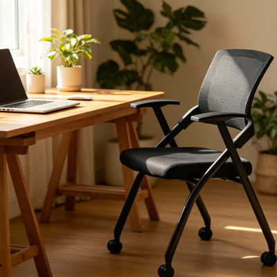 Chaise de réception ergonomique pliante empilable avec roulettes pivotantes, siège d'invité de bureau rembourré avec dossier en filet respirant, structure triangulaire pour conférence, formation, salle d'attente, noir