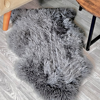 1 Pelt Genuine Sheepskin Rug 2X3 Ft(Grey)