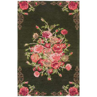 Tammie Floral Black/Red Area Rug