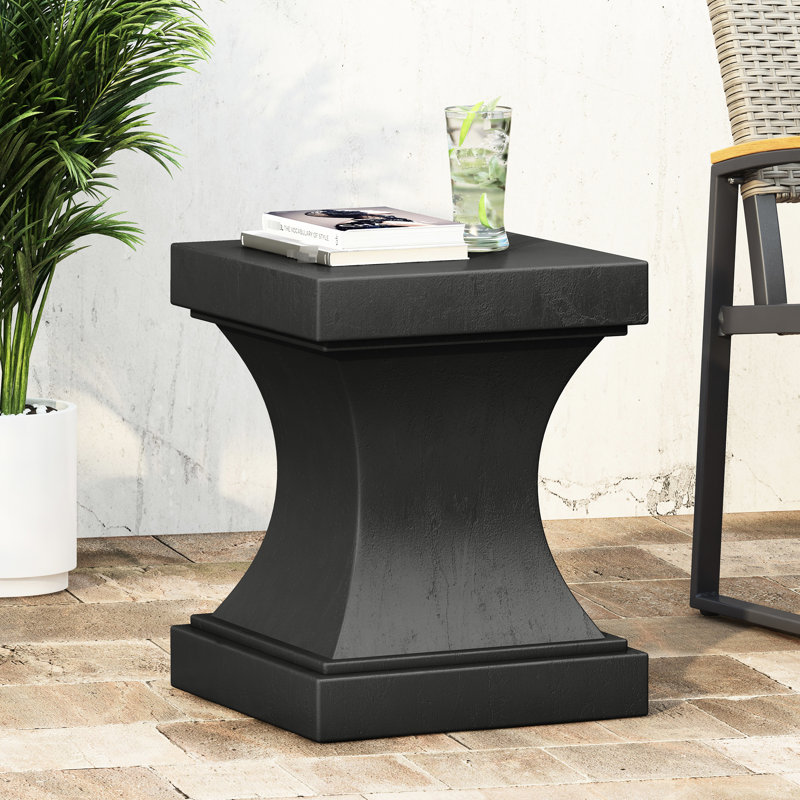 Table d'appoint en béton Athena