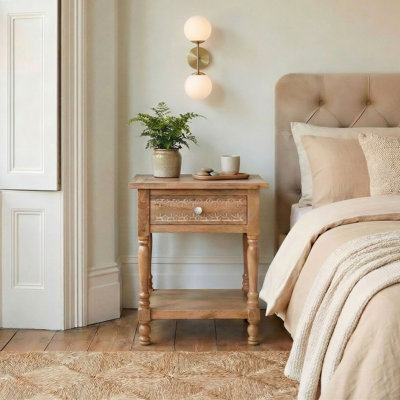 Lima Mango Wood Light Wood / Oak Effect Finish Nightstand