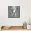  «Gray Barn Floral Light» par Silvia Vassileva, art mural en métal, 12 po x 12 po-50991437