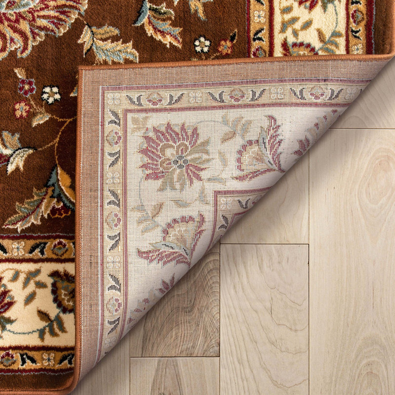 Tapis oriental floral Fiecke, Rectangle 6 pi 7 po x 9 pi 3 po