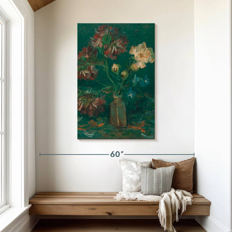 Harnek bouteille avec pivoines et delphiniums, H 45 po x l 30 po