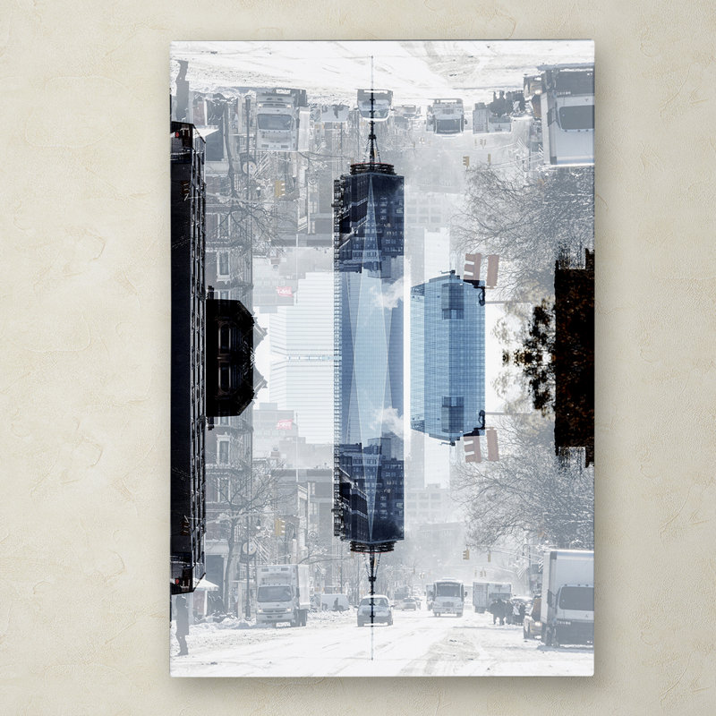 « new york reflection v », reproduction de photo sur toile tendue, H 32 po x l 22 po x P 2 po