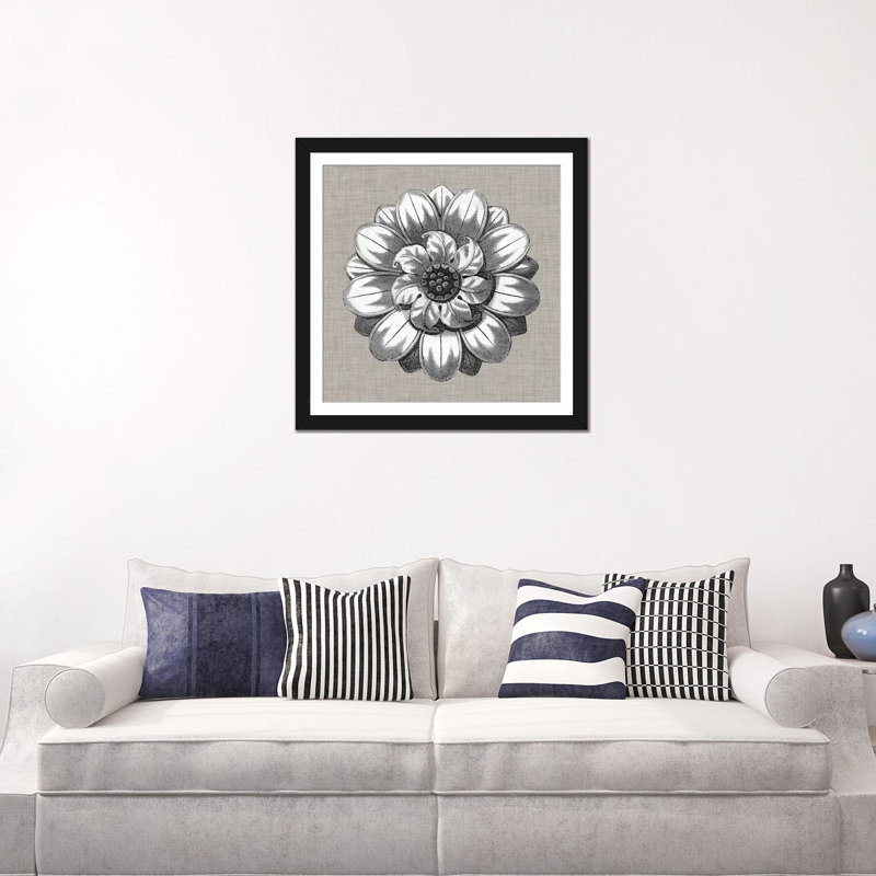 «Neutral Rosette Détail IV» par Vision Studio - impression sur toile tendue, H 16 po x l 16 po x P 1 po, Blanc