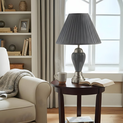 1 pièce: lampe de table méticuleusement fabriquée, base gris brillant, détails métalliques contrastants, abat-jour plissé, style moderne, interrupteur rotatif en céramique, 100 W, gris