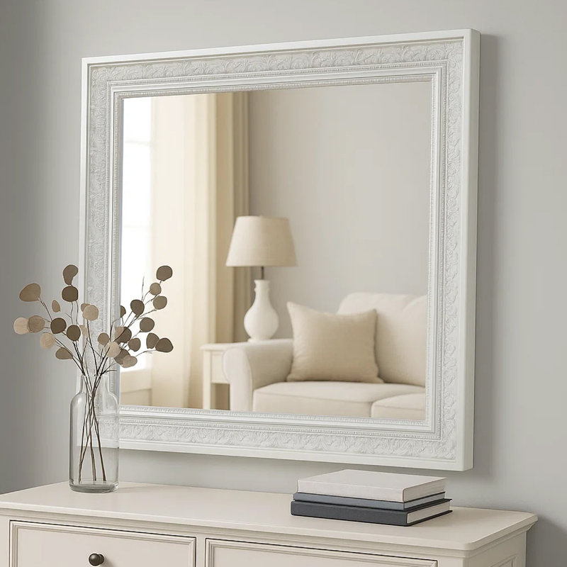 Miroir de commode Miamy, cadre en bois blanc crème de 44 po, bord biseauté