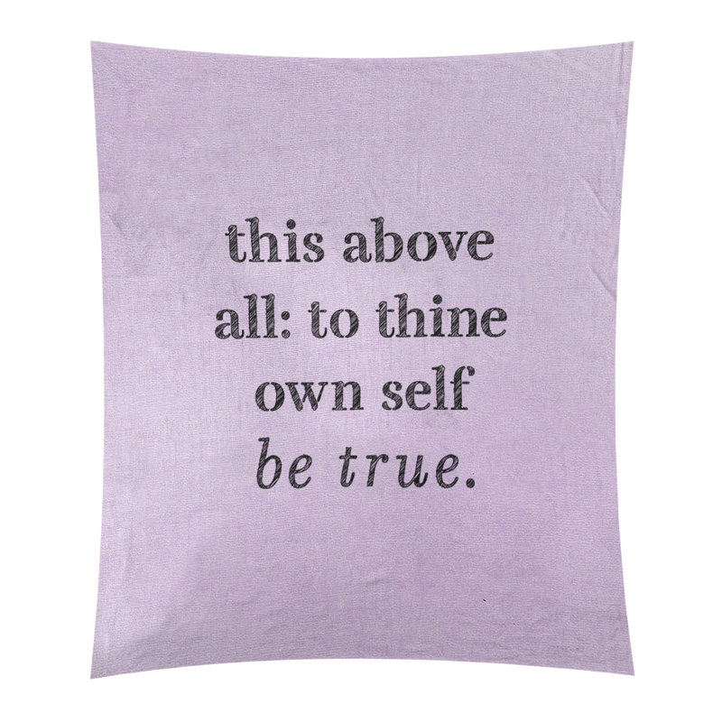 Tapisserie de polyester à citation manuscrite en polyester, H 80 po x l 68 po, Mauve / Noir