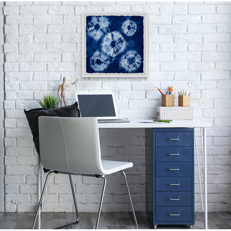 Devoid Magnification - Single Picture Frame Painting, 51cm H x 51cm W x 3.81cm D
