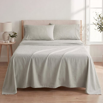 4-Piece Bamboo Split Head King Hypoallergenic Sheet Set in Pewter