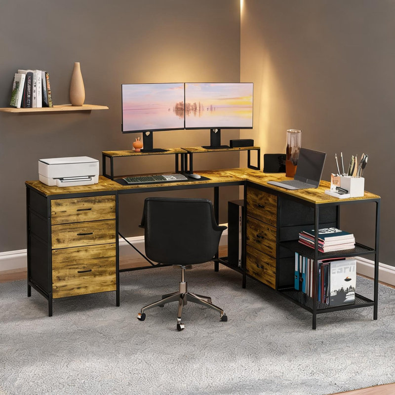 Bureau d'ordinateur pour bureau à domicile en finition brune avec concentrateur électrique intégré et conception en L de 114 pouces