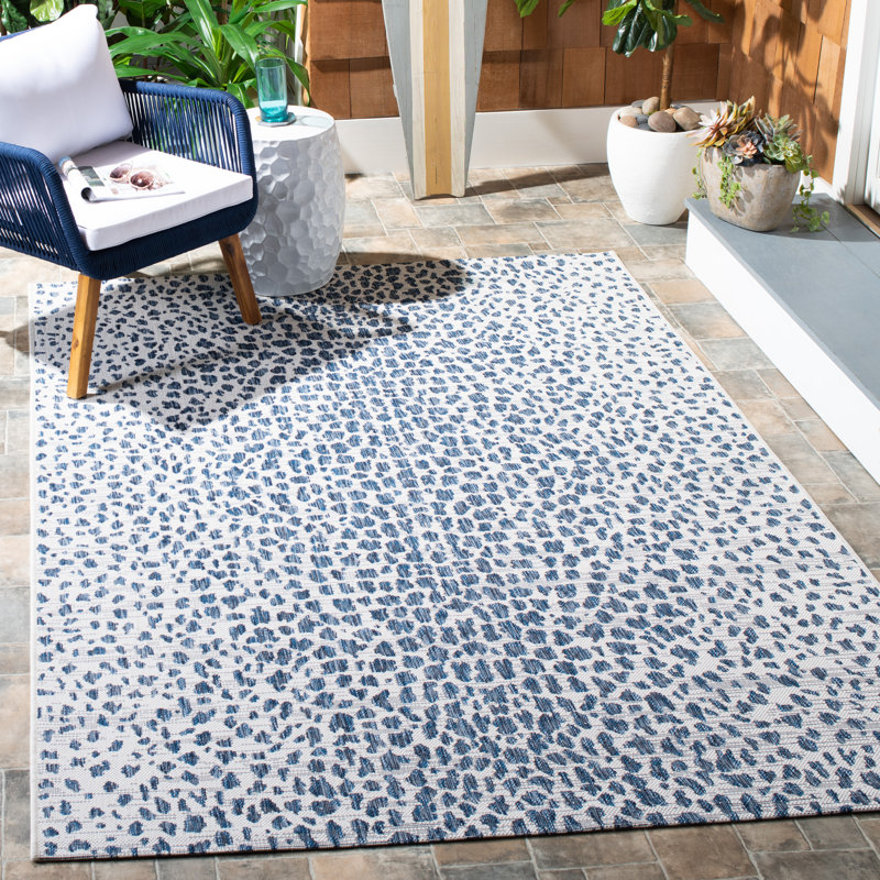 Tapis intérieur / extérieur ivoire / bleu marine Tyron, Rectangle 5 pi 3 po x 7 pi 7 po