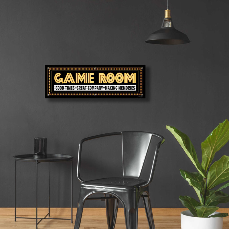 «Game Room Sign» par Cindy Jacobs, art mural en verre acrylique, H 12 po x l 36 po x P 0,2 po