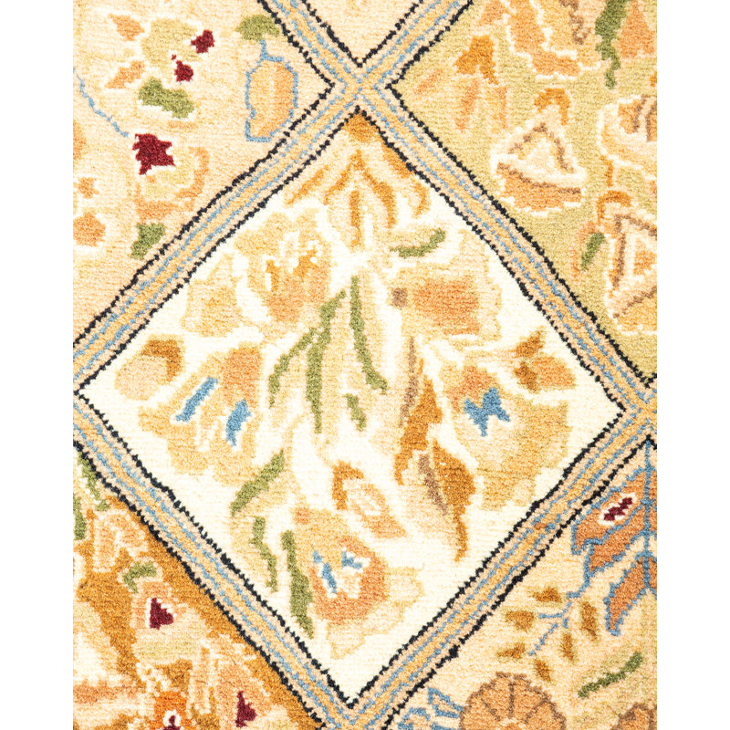 Classic One-of-a-Kind 2'8" X 4'4" Hand Knotted Area Rug