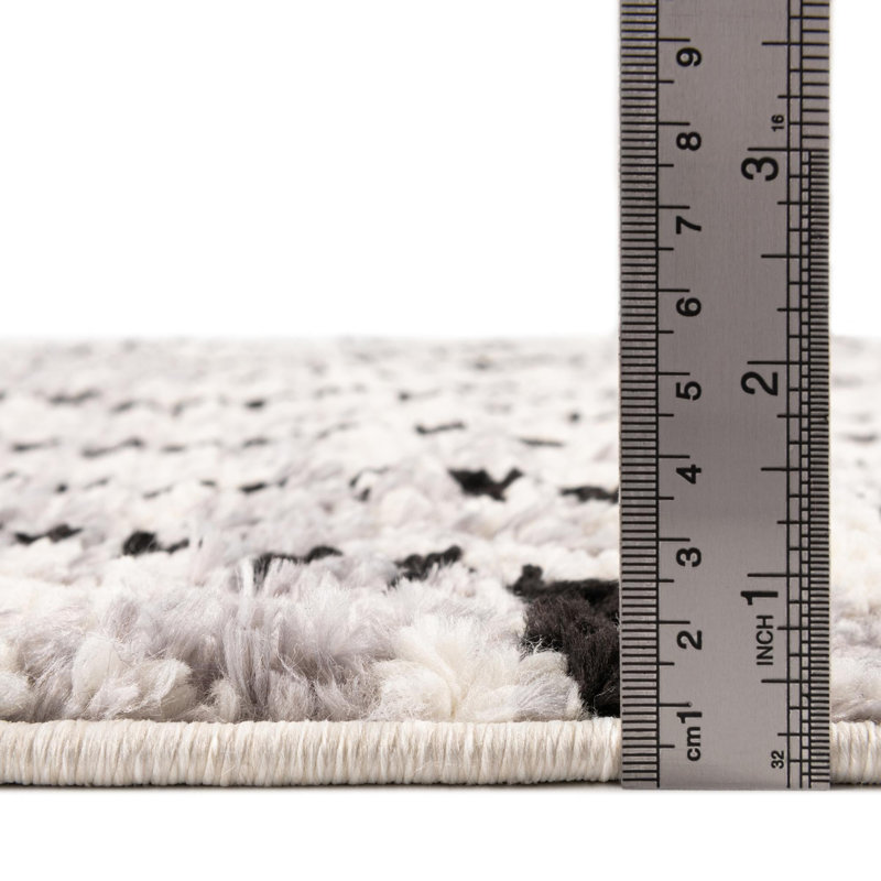 Tharon Geometric Indoor Rug, Octagon 5'3" x 5'3"