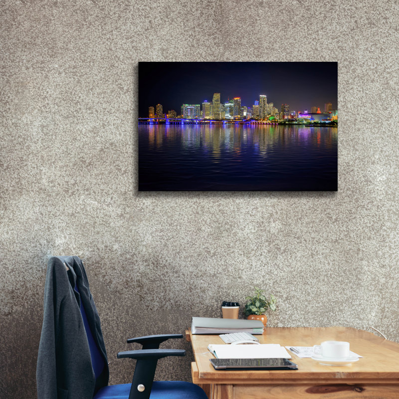 «Miami Skyline» par Rick Berk, art mural sur toile, 26 po x 18 po, H 26 po x l 40 po x P 1,5 po
