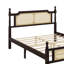 Lit en bois de pin avec tête et pied de lit en rotin-489757541-489757563
