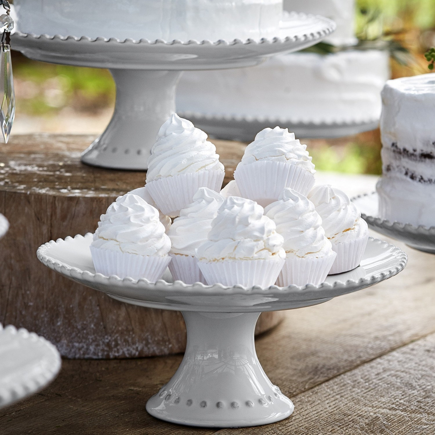 Pearl Stoneware Cake Stand