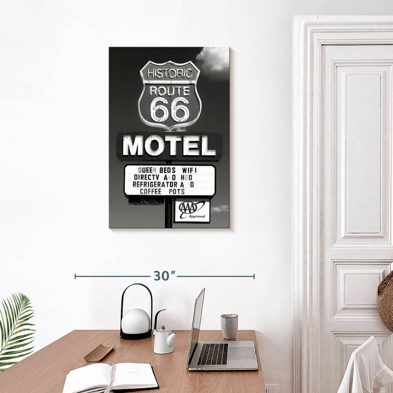 Mehar historique Route 66, H 30 po x l 20 po