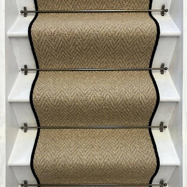 Stair Runner Chevron / Zig Zag Looped / Hooked 15cm X 20cm Area Rug