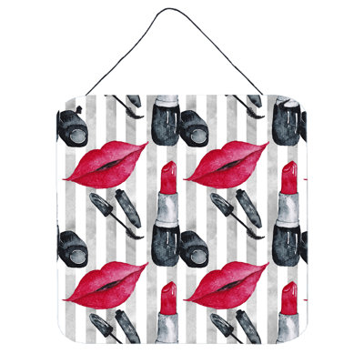 Wall Decor on Metal