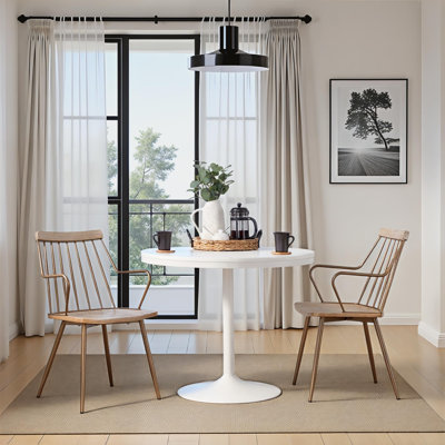 Chaise avec accoudoirs à dossier en lattes