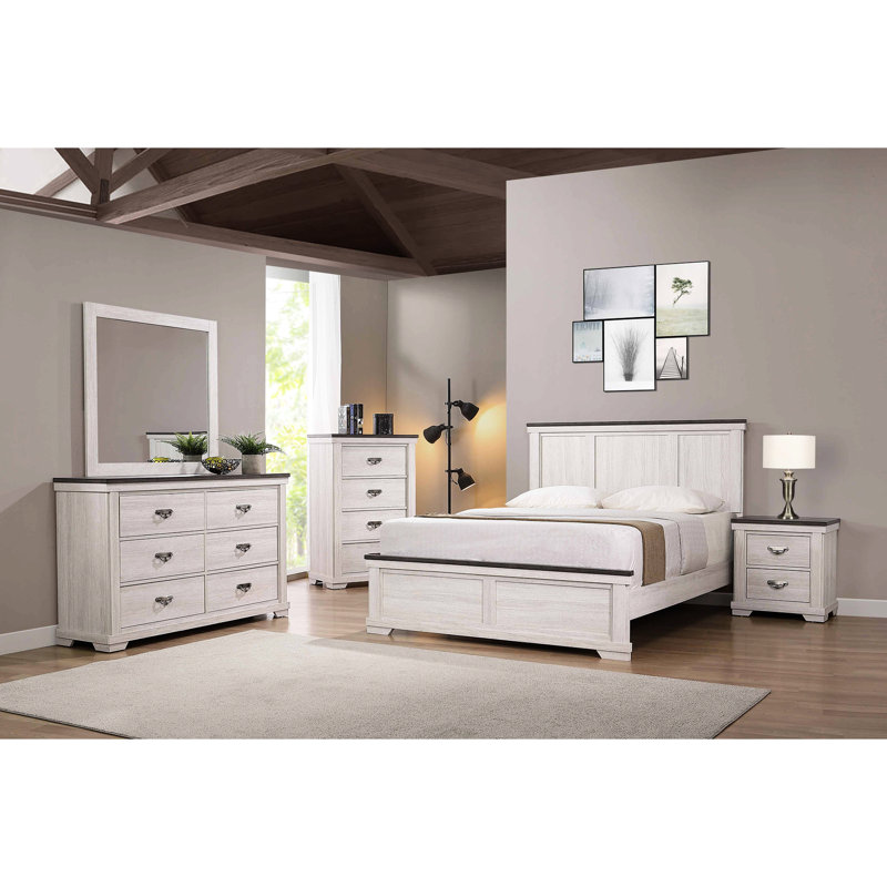 Mobilier de chambre rustique: lit à panneaux double blanc et brun antique pour un confort douillet