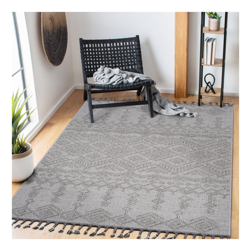 Collection 8X10 White/White /Traditional Indoor/Outdoor Area Rug, Rectangle 6'7" x 7'9"