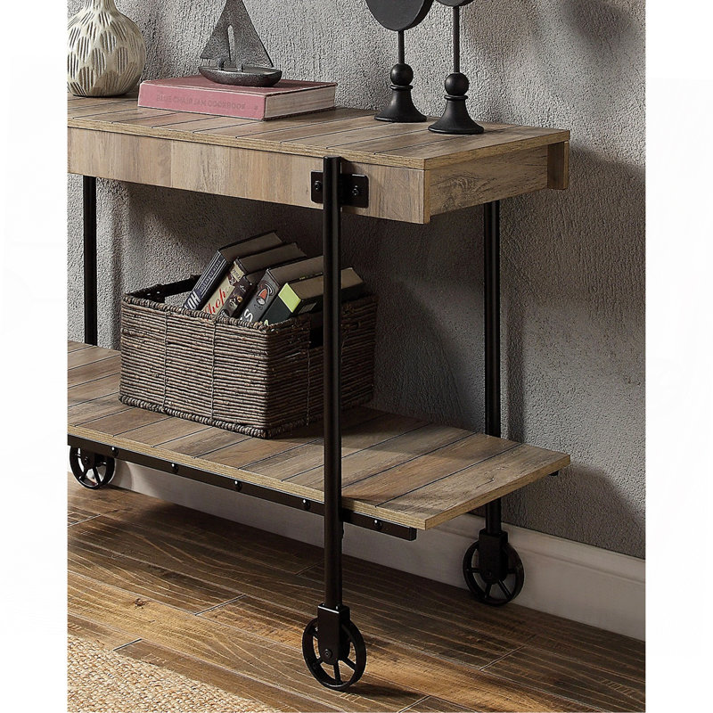 Table de canapé de style industriel avec tablette inférieure ouverte et finition en bois reproduit