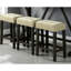 Salle à manger 4 pièces avec chargement, coussins beiges, table rectangulaire brune et tabourets pour ports rustiques, pièce 3 pièces