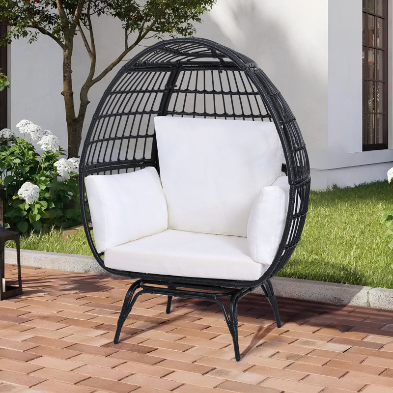 Très grand fauteuil pivotant à 360 °, rotin PEHD toutes saisons avec 4 coussins, capacité de 463 lb pour une utilisation intérieure / extérieure
