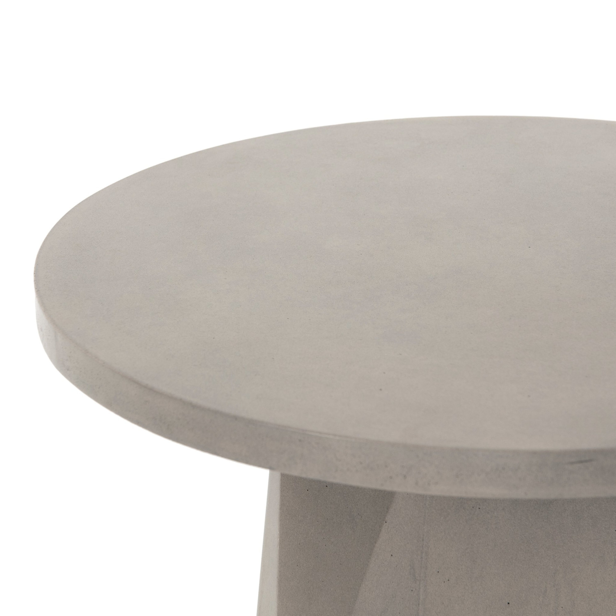 22'' Concrete Outdoor Side Table, Gray