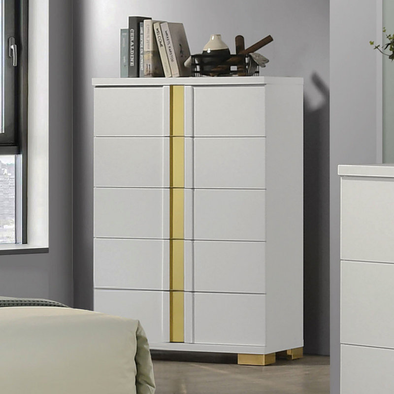 Commode 1 pièce de style contemporain avec pattes de support en métal de conception moderne, étui anti-poussière doré, glissières à roulement à billes, finition blanche et dorée