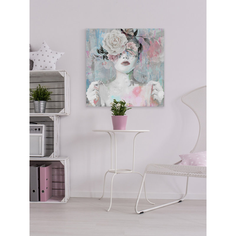 «Dreaming With Flowers» par Parvez Taj - impression sur toile tendue, H 40 po x l 40 po x P 1,5 po