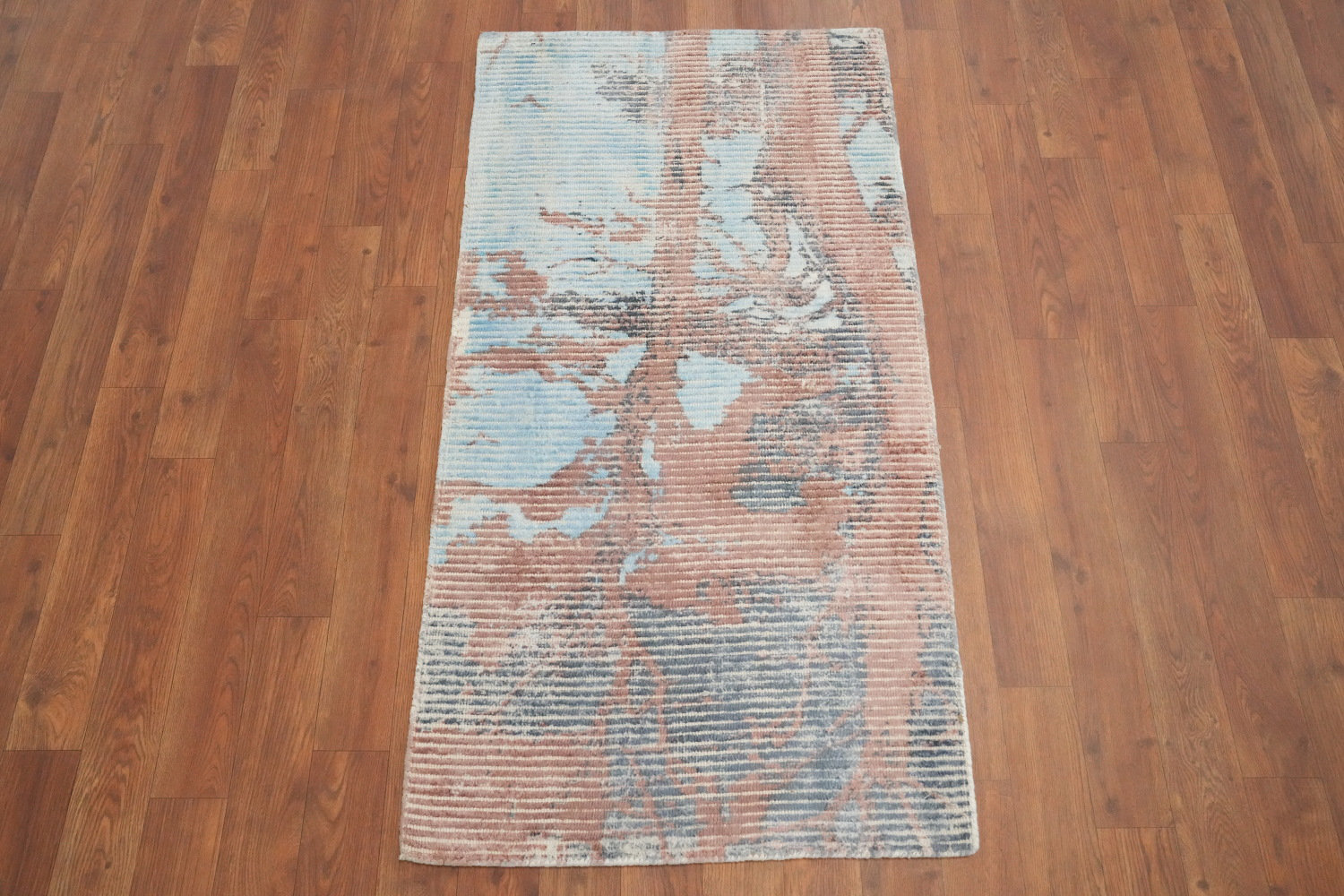 Subtle Abstract Pattern On Rug Wildon Home® Abstract Nature-Inspired Abstract Rug 2x4 with Subtle ...