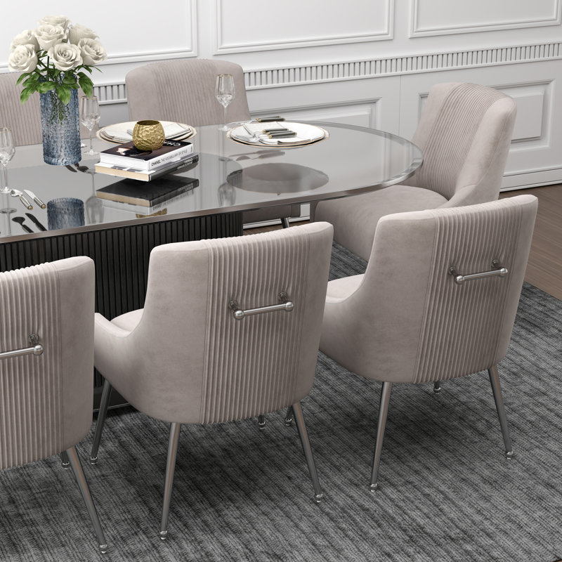 Chaise d'appoint rembourrée en velours Farr avec pieds argentés Farr, Gris