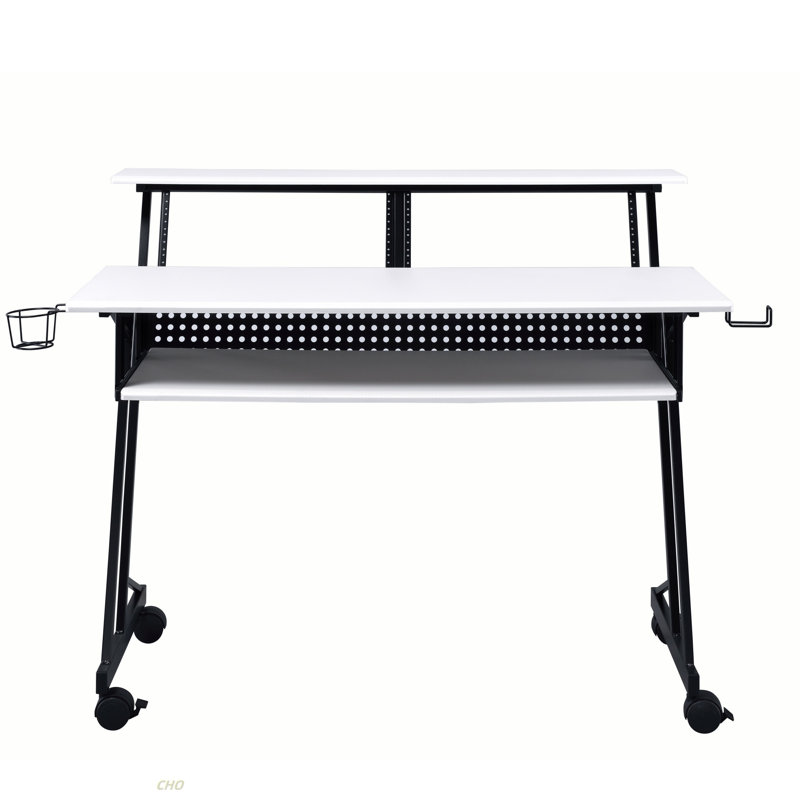Bureau de studio d'enregistrement de musique avec plateau à clavier, Blanc