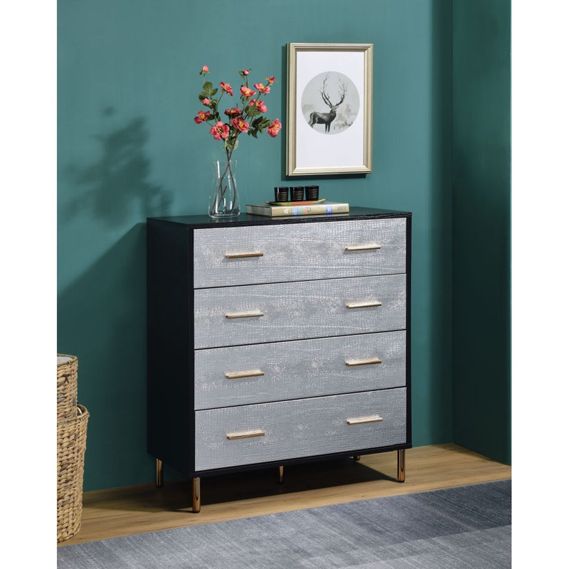 Commode noire, commode en argent doré