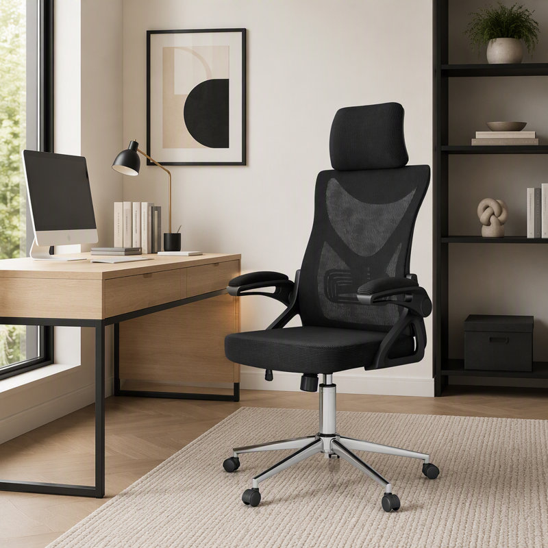 Chaise de bureau ergonomique essentielle avec appui-tête et soutien lombaire, alliant style et confort pour les espaces de travail modernes.