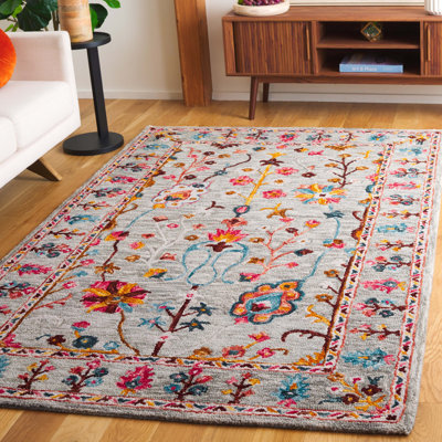Lozoya Area Rug
