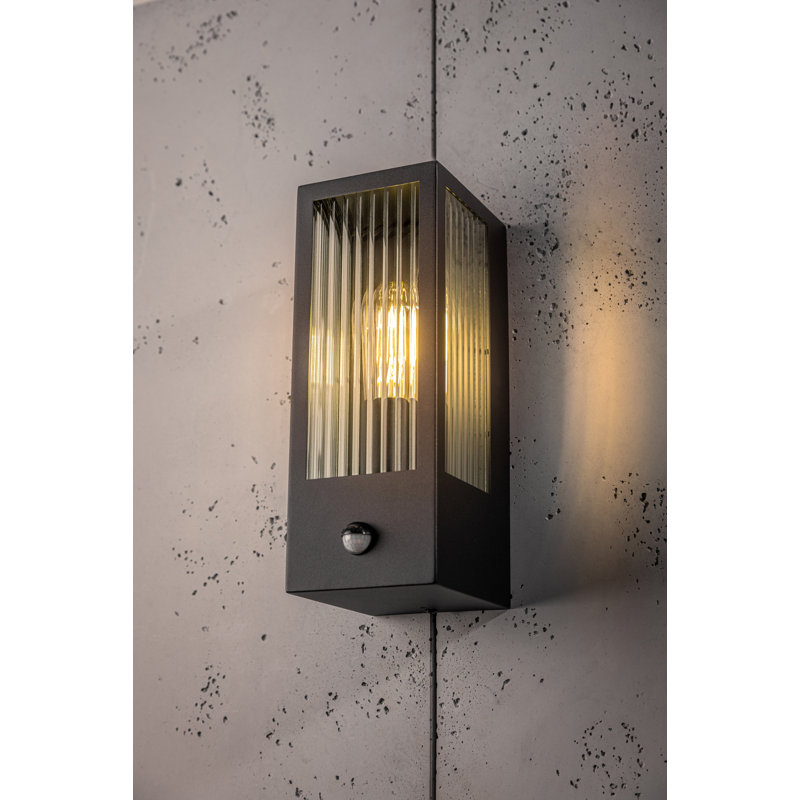 Neiko 31cm H Bevelled Glass Outdoor Wall Lantern